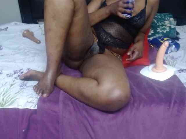 Africancurves22 webcam