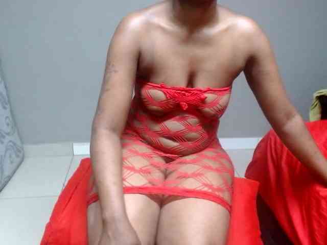 Africancurves22
