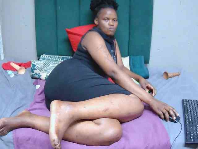 Africancurves22