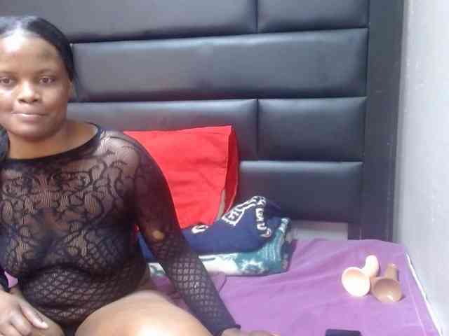 Africancurves22