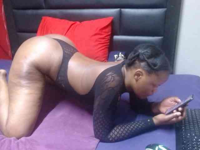 Africancurves22