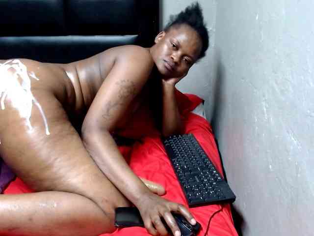 Africancurves22
