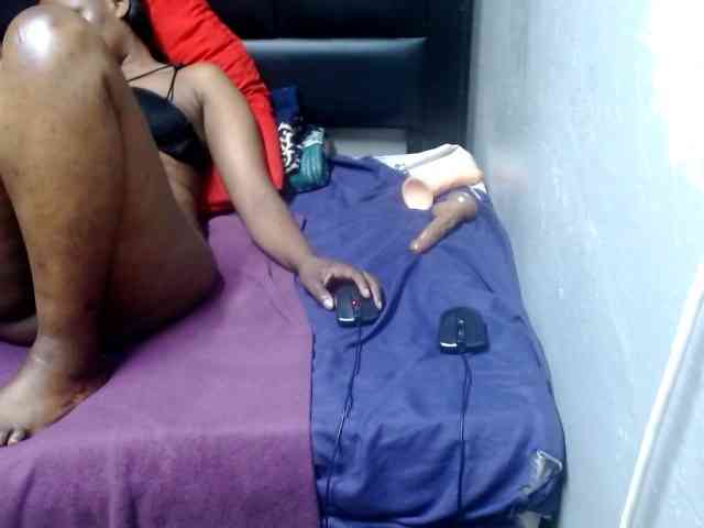 Africancurves22