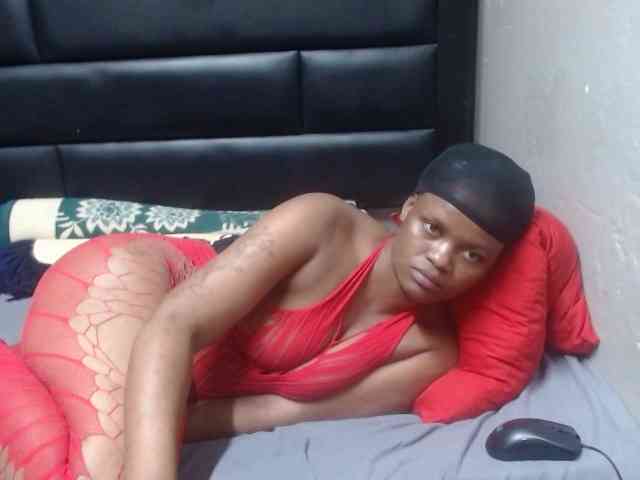 Africancurves22