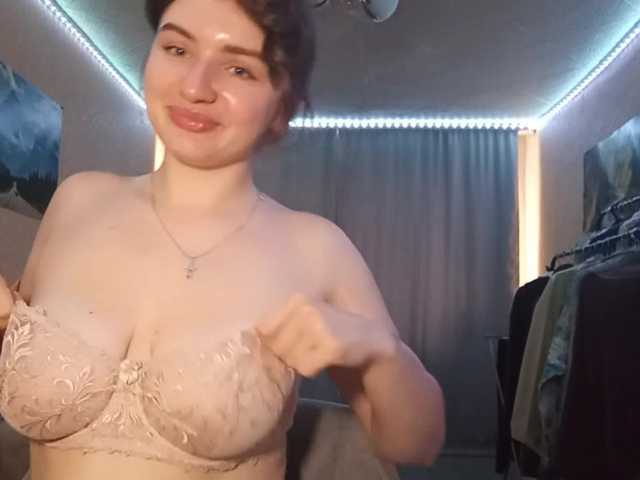 CristyMcwherter live cam on BongaCams