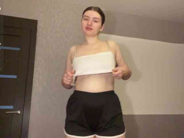 CristyMcwherter webcam
