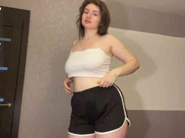 CristyMcwherter webcam