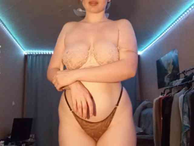 CristyMcwherter webcam