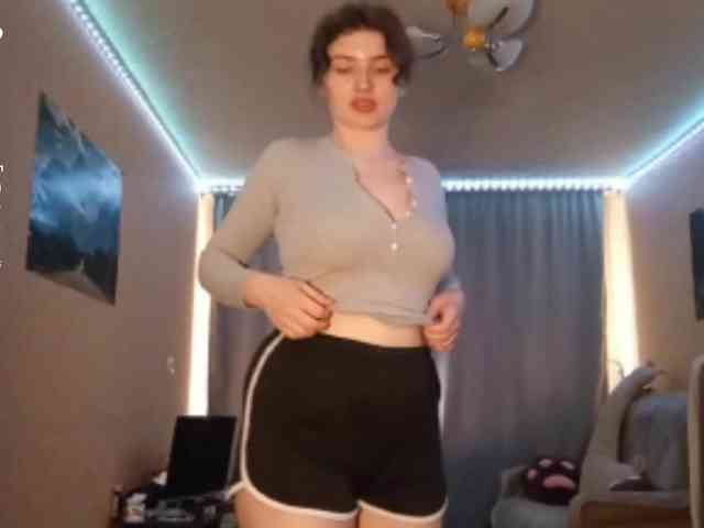 CristyMcwherter webcam