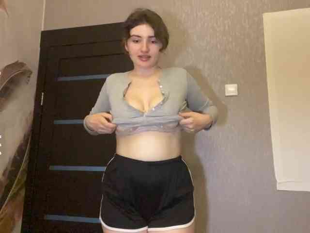 CristyMcwherter webcam