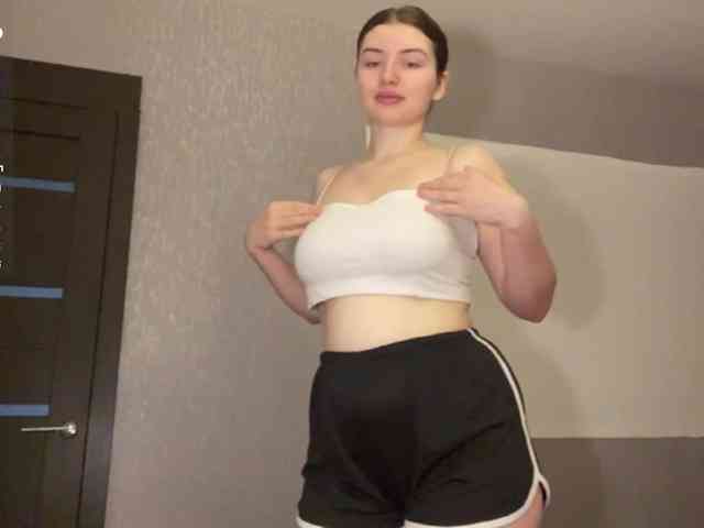 CristyMcwherter webcam