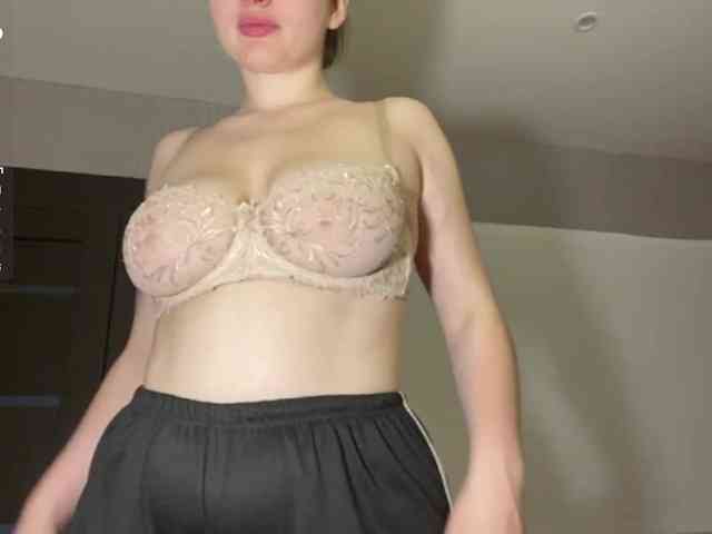 CristyMcwherter webcam