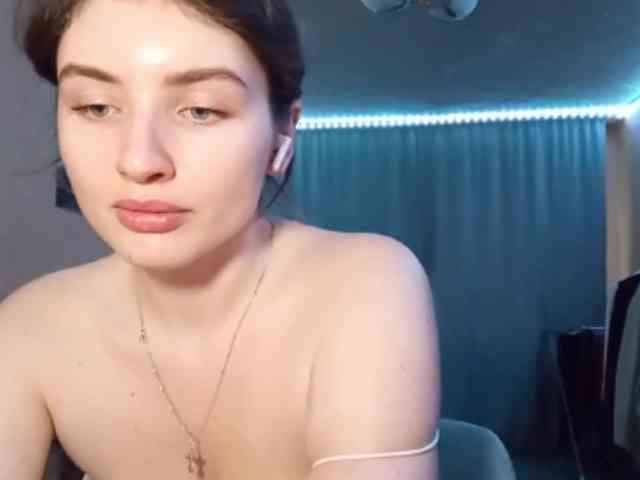 CristyMcwherter webcam