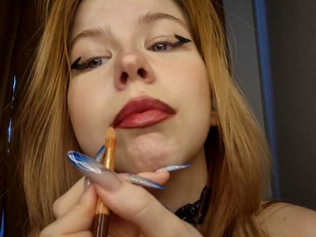 ZinaSteff, live now on BongaCams