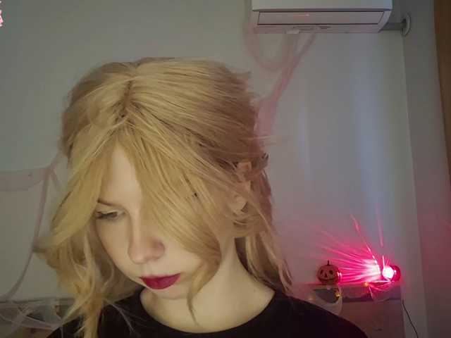 Zinasteff live cam