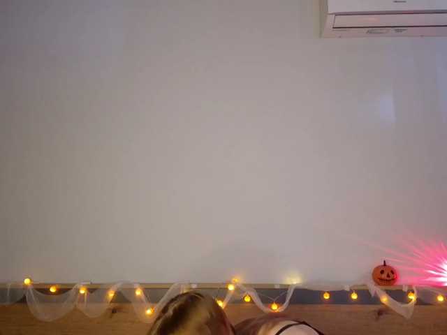 ZinaSteff, live now on BongaCams