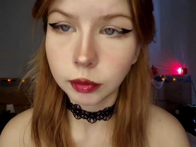 ZinaSteff, en directo ahora en BongaCams