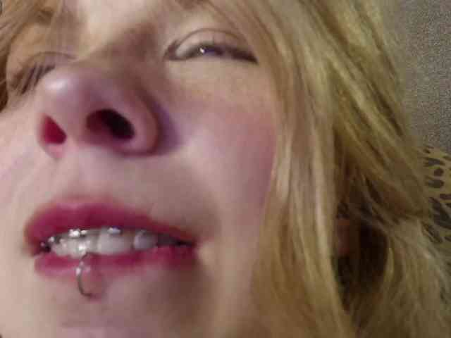 ZinaSteff webcam