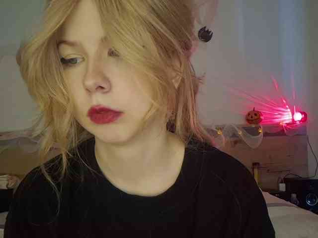ZinaSteff webcam