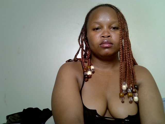 sweetamara1 live cam on BongaCams