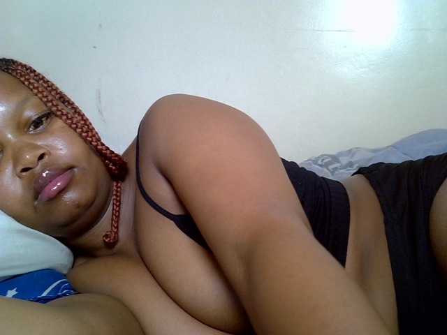 sweetamara1 live cam on BongaCams