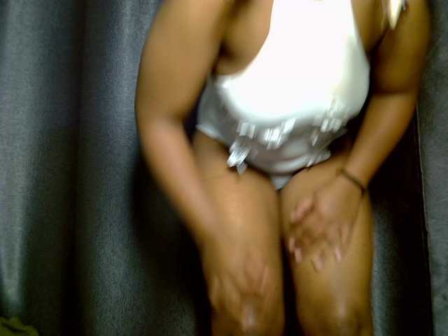 Sluttyshan live cam