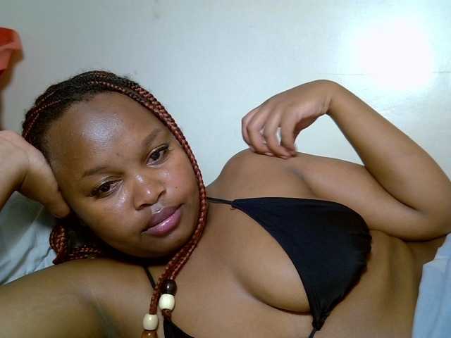 sweetamara1 live cam on BongaCams