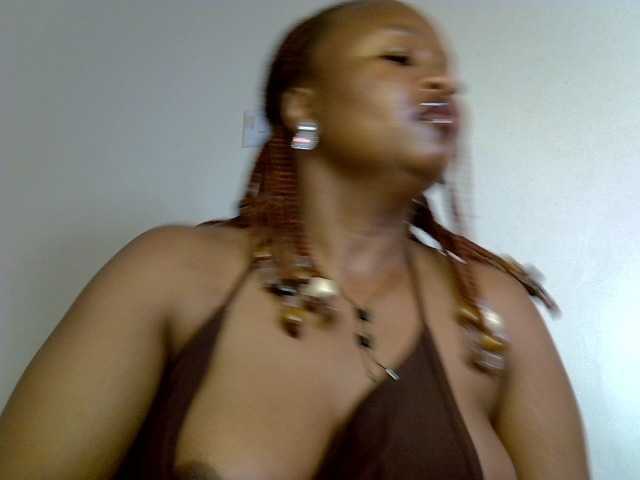 sweetamara1 live cam on BongaCams