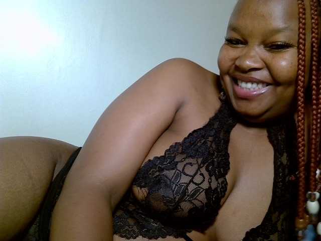 Sluttyshan live cam