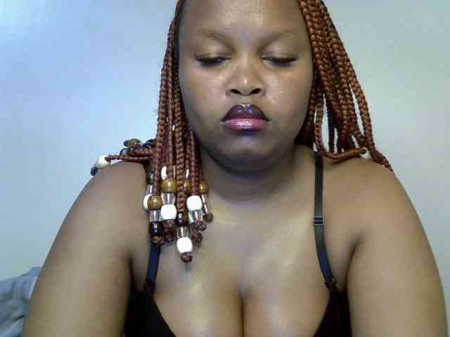 SweeetAmara webcam