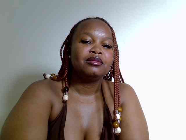 SweeetAmara webcam