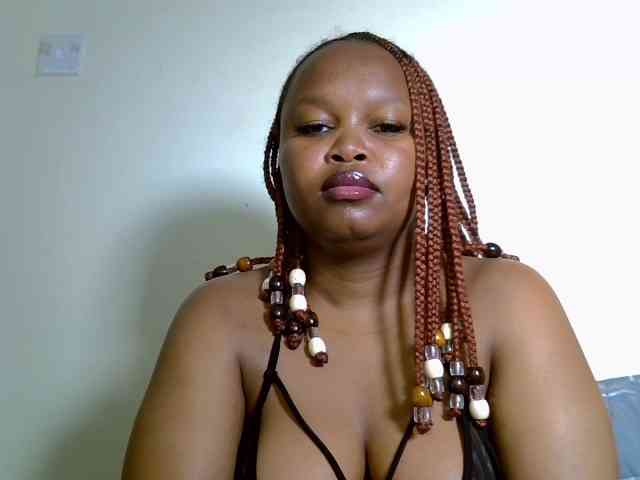 SweeetAmara webcam