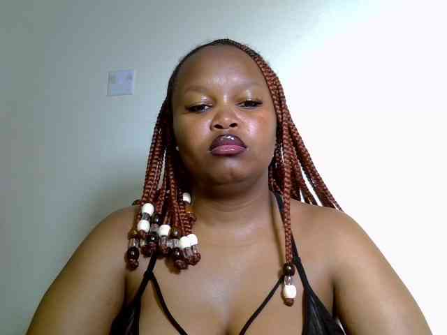 SweeetAmara webcam