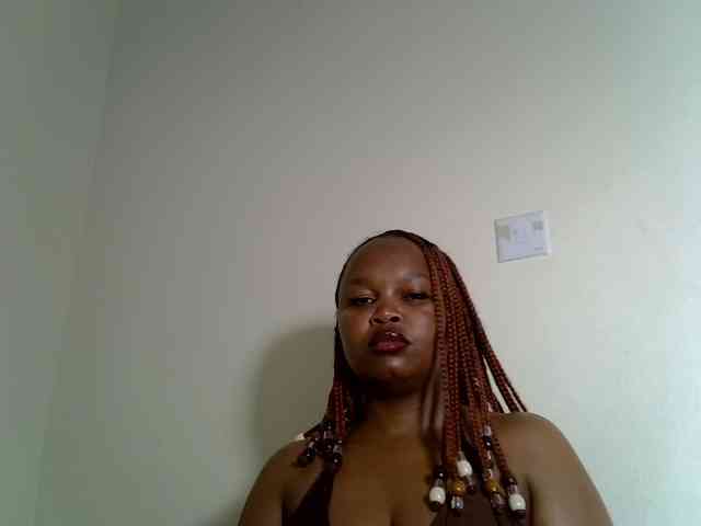 SweeetAmara webcam