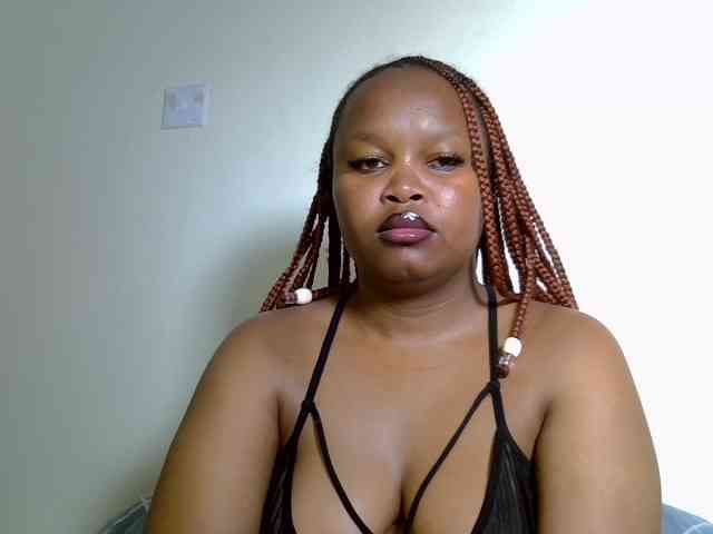 SweeetAmara webcam