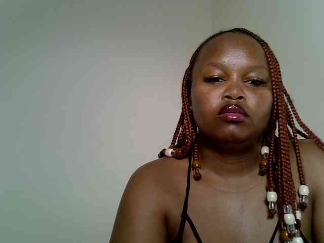 SweeetAmara webcam
