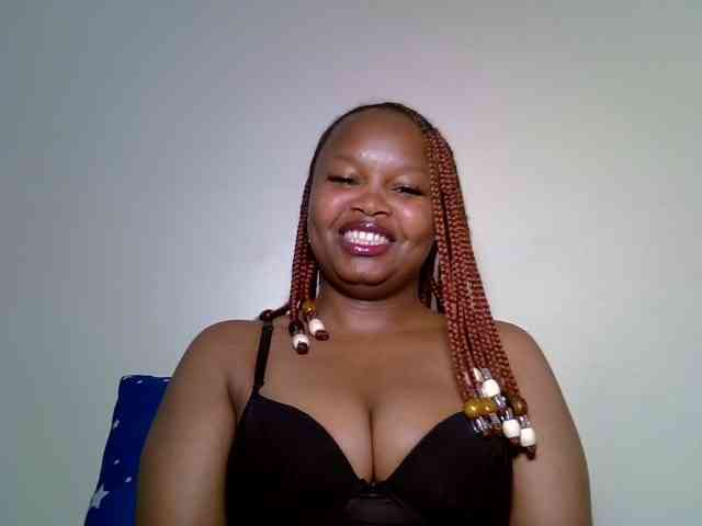 SweeetAmara webcam