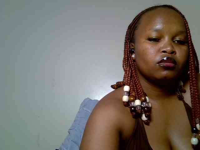 SweeetAmara webcam