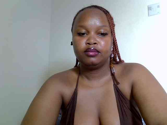 SweeetAmara webcam
