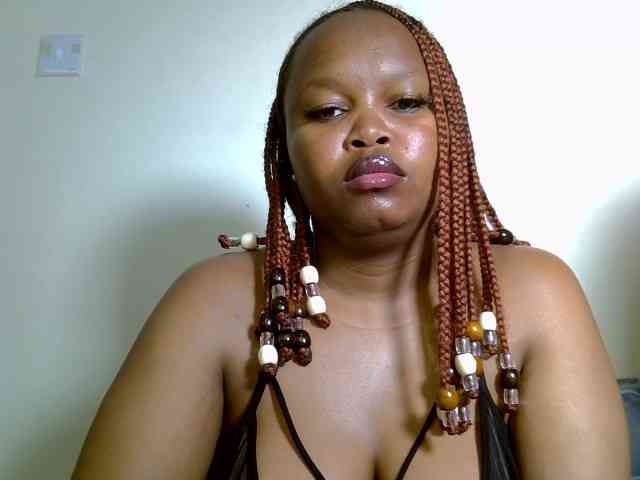 SweeetAmara webcam
