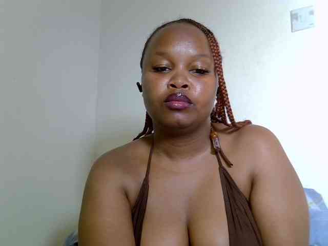 SweeetAmara webcam
