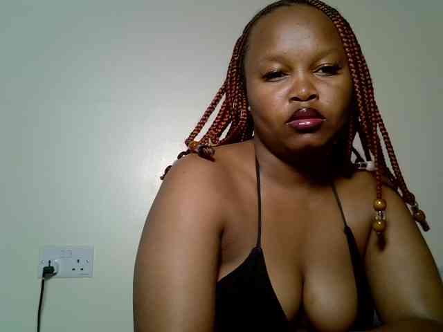 SweeetAmara webcam