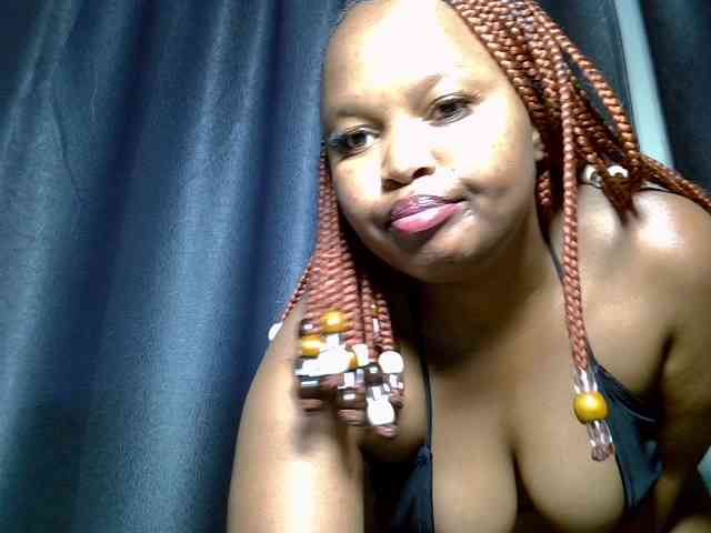 SweeetAmara webcam