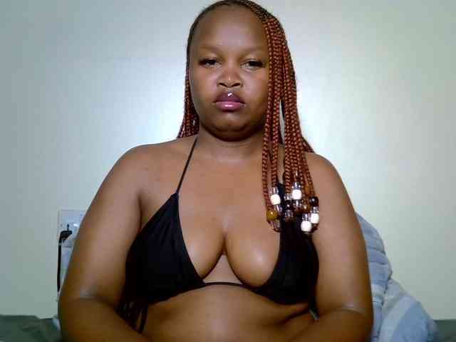 SweeetAmara webcam