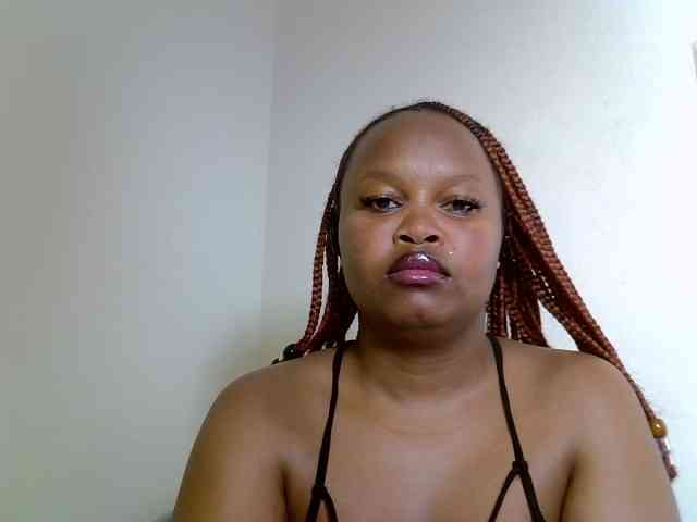 SweeetAmara webcam