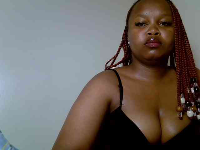 SweeetAmara webcam
