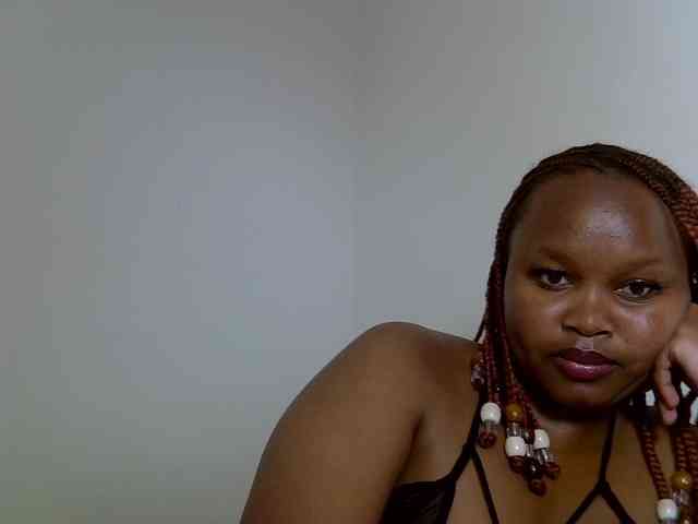SweeetAmara webcam