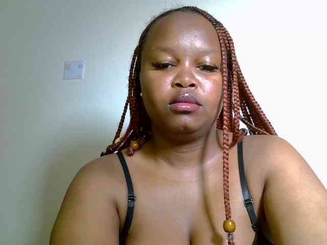 SweeetAmara webcam