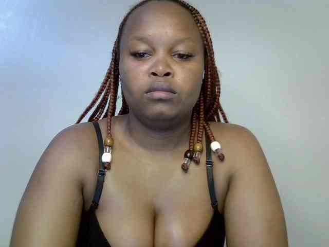 SweeetAmara webcam
