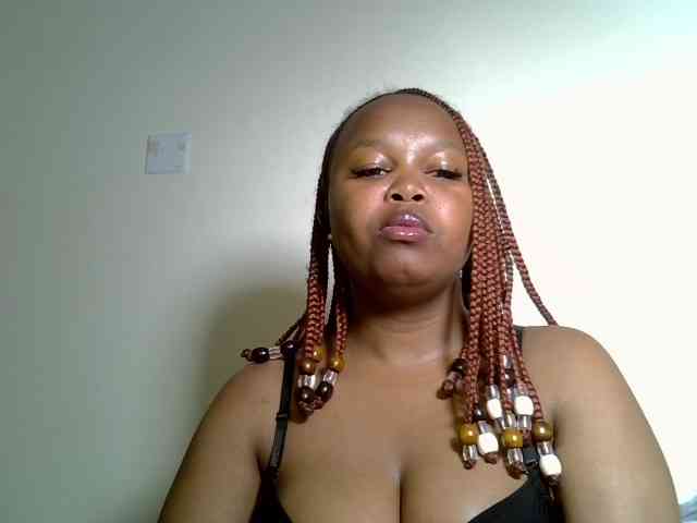 SweeetAmara webcam